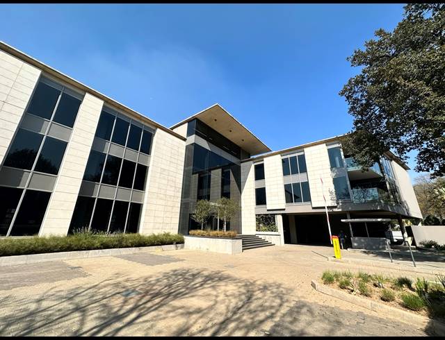 825M² OFFICE TO LET IN MELROSE ESTATE